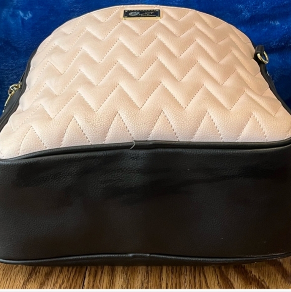 Luv Betsey by Betsey Johnson backpack - Picture 9 of 12